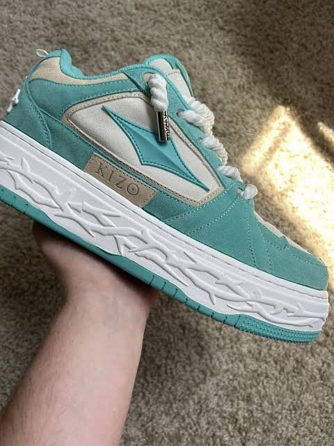 Kizo Suede Low-Tops